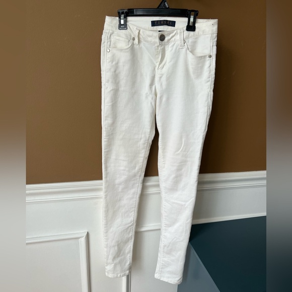 Tinsel Women’s White Skinny Pants Versatile Fit Size 25 Y2K - Picture 1 of 3